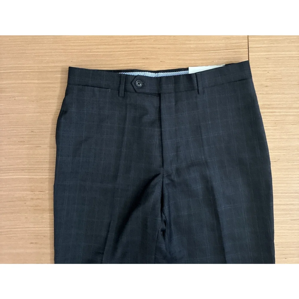 Tommy Hilfiger Men's Size 32x32 Tailored Trim Fit 100% Worsted Wool Dress Pants